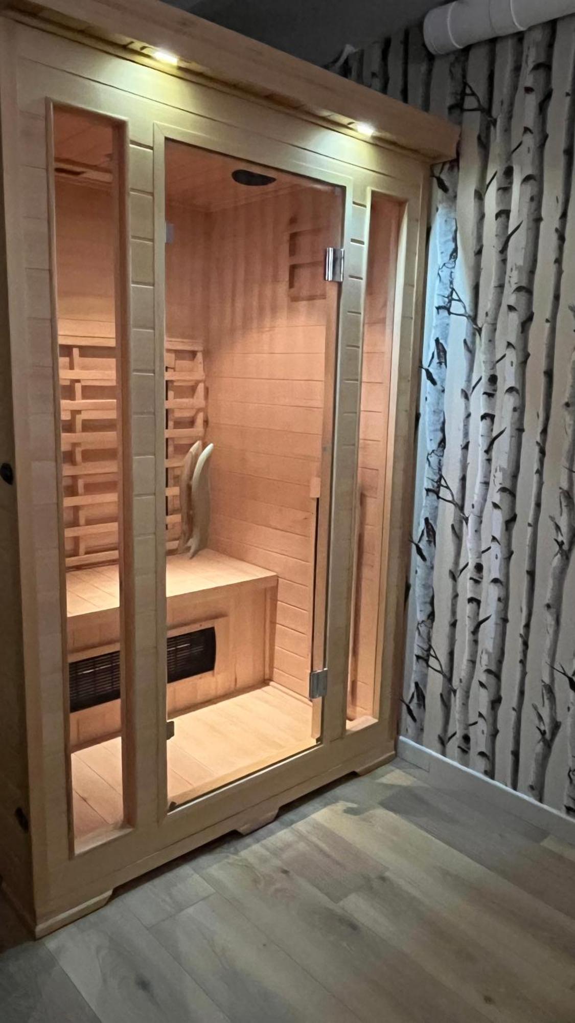 100 M De La Mer, Sauna, Wifi *