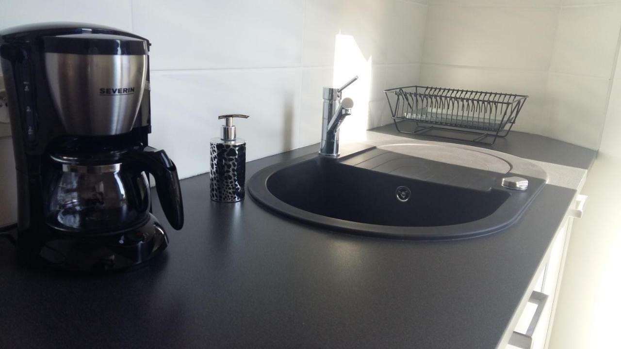 100 M De La Mer, Sauna, Wifi Appartement *